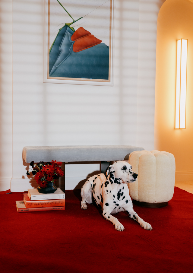 Pouf et banquette design Claudel jaune clair très doux et bleu ciel - coloris beige jaune et bleu ciel - qualité premium – tissu haute couture fabrication française CLOVI PARIS