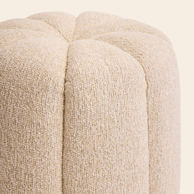 Pouf Le Claudel en lin beige - coloris écru - qualité premium – design couture artisanal