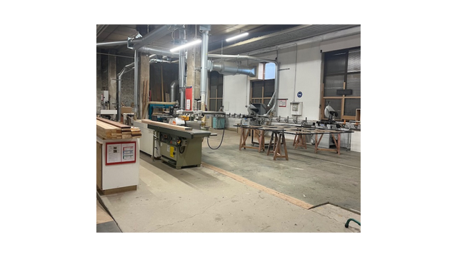 Pouf banquette fauteuil décoration sur-mesure fabrication française - tissu couture et belles étoffes Paris - intemporel vintage- artisanat contemporain CLOVI PARIS - Custom-made ottoman bench armchair cushions made in france - couture fabric - timeless and vintage - handcraft - luxury furniture - custom-made for hospitality interior designer residential