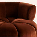 Le fauteuil Gainsbourg s'habille du velours de laine Toundra de Pierre Frey, marron ambre. Mobilier sur mesure fabriqué en France pour intérieurs d'exception. Ééchantillons tissus. The Gainsbourg armchair is upholstered in Pierre Frey's Toundra wool velvet, brown amber. Bespoke furniture handcrafted in France for exceptional interiors.Cuttings.